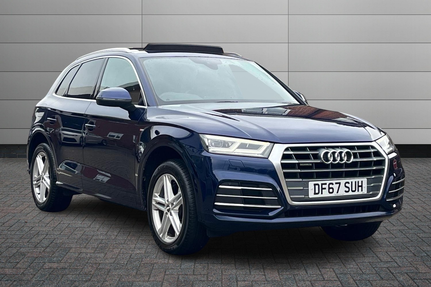 Main listing image - Audi Q5