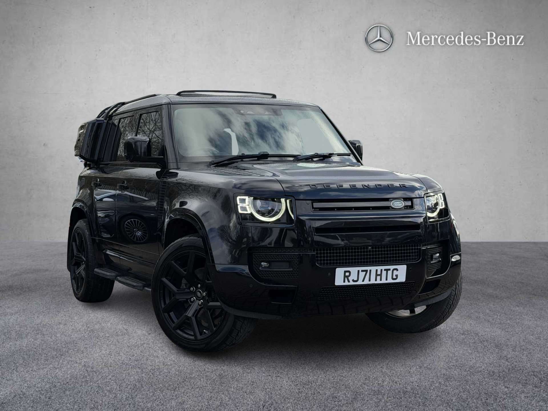Main listing image - Land Rover Defender