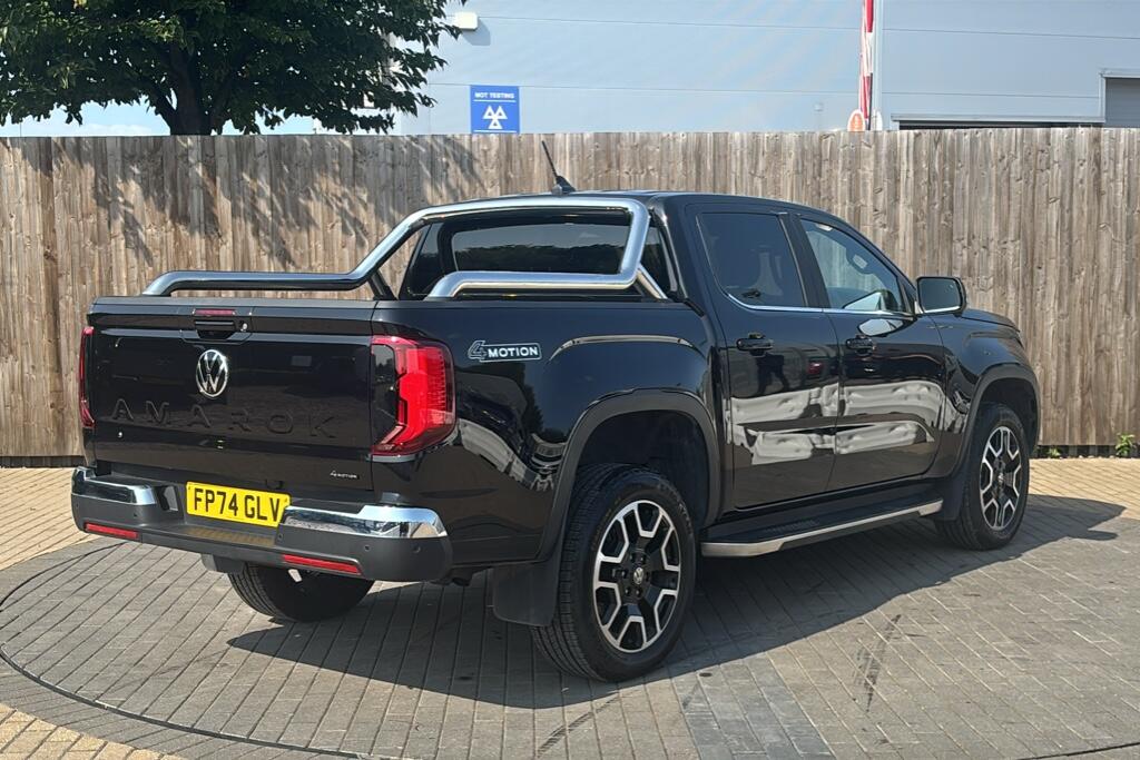 Main listing image - Volkswagen Amarok