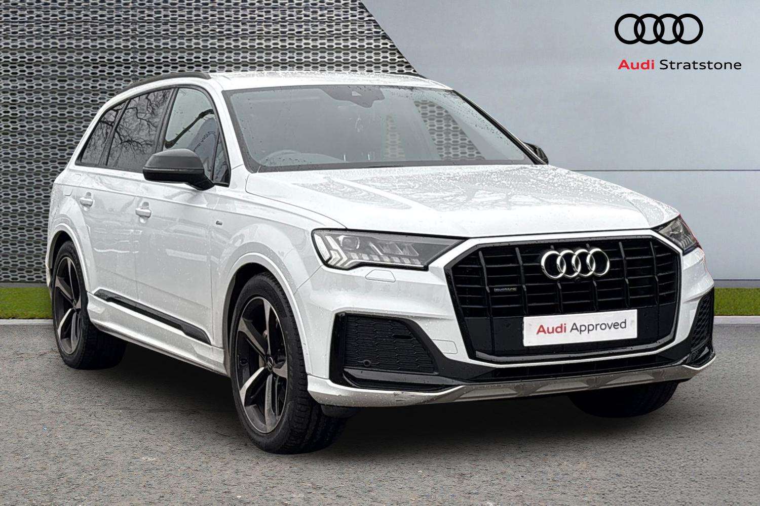 Main listing image - Audi Q7