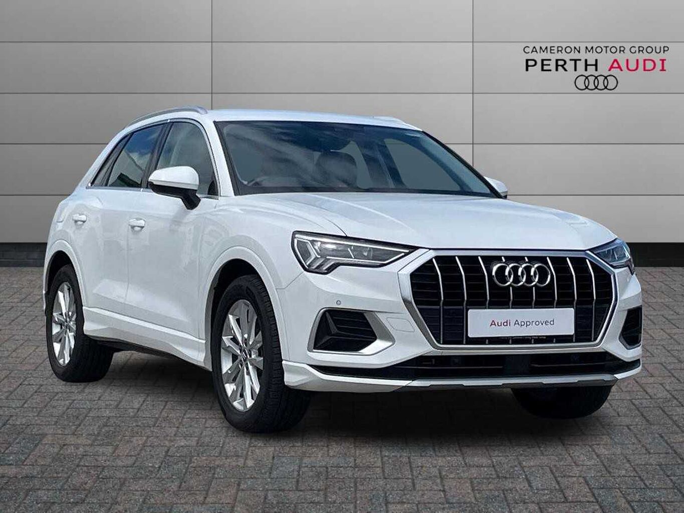 Main listing image - Audi Q3