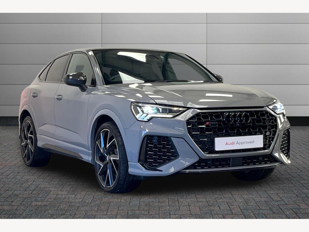 Main listing image - Audi RS Q3