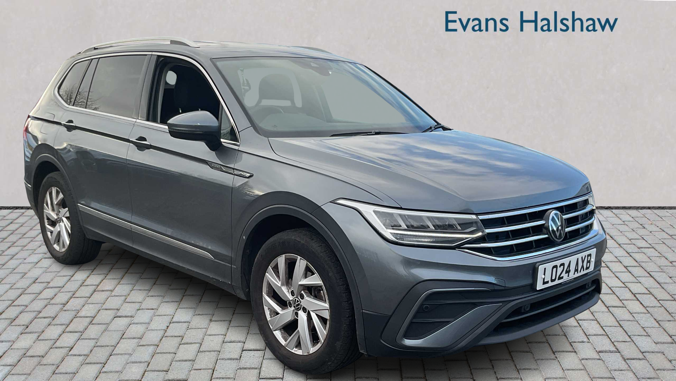 Main listing image - Volkswagen Tiguan Allspace