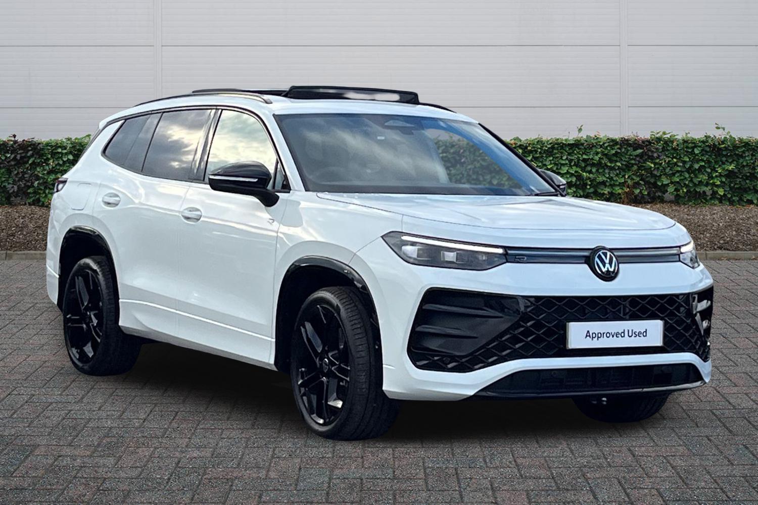 Main listing image - Volkswagen Tayron