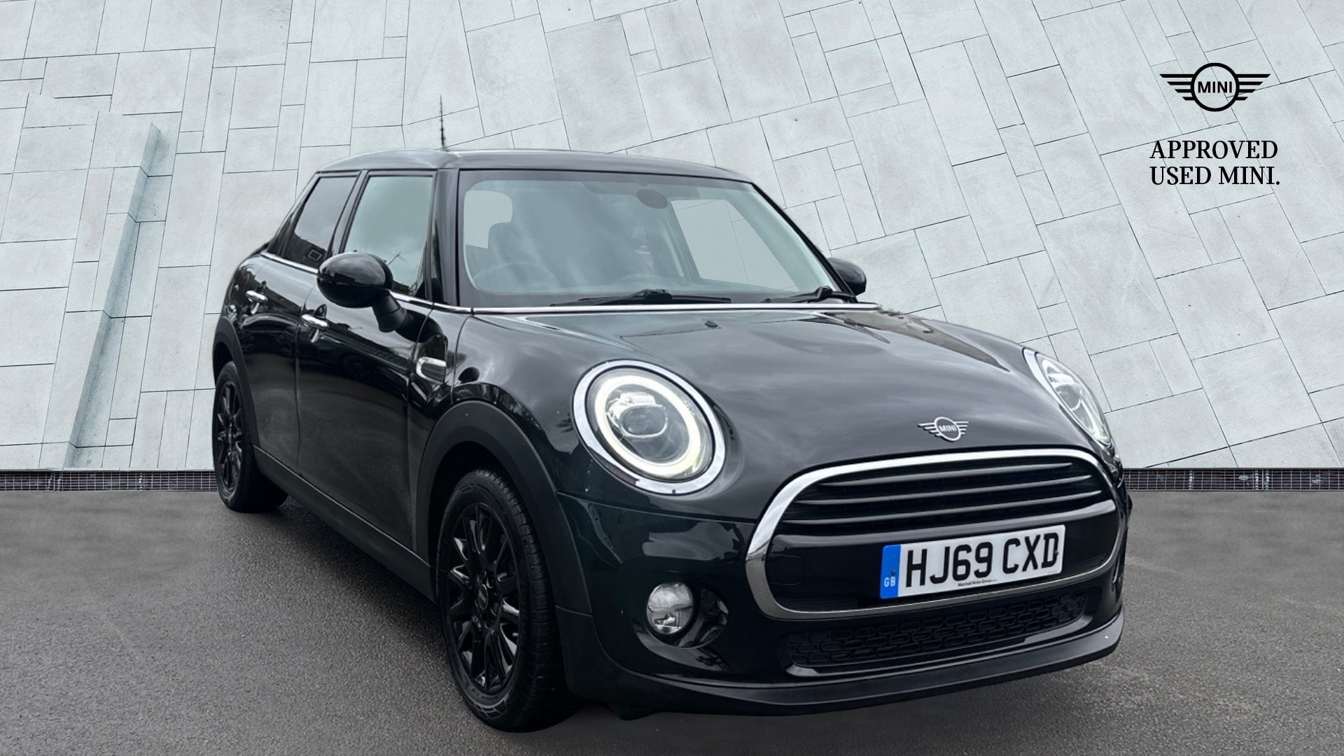 Main listing image - MINI Hatchback 5dr