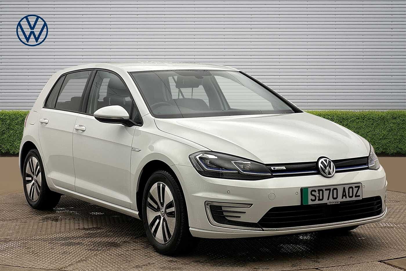 Main listing image - Volkswagen Golf