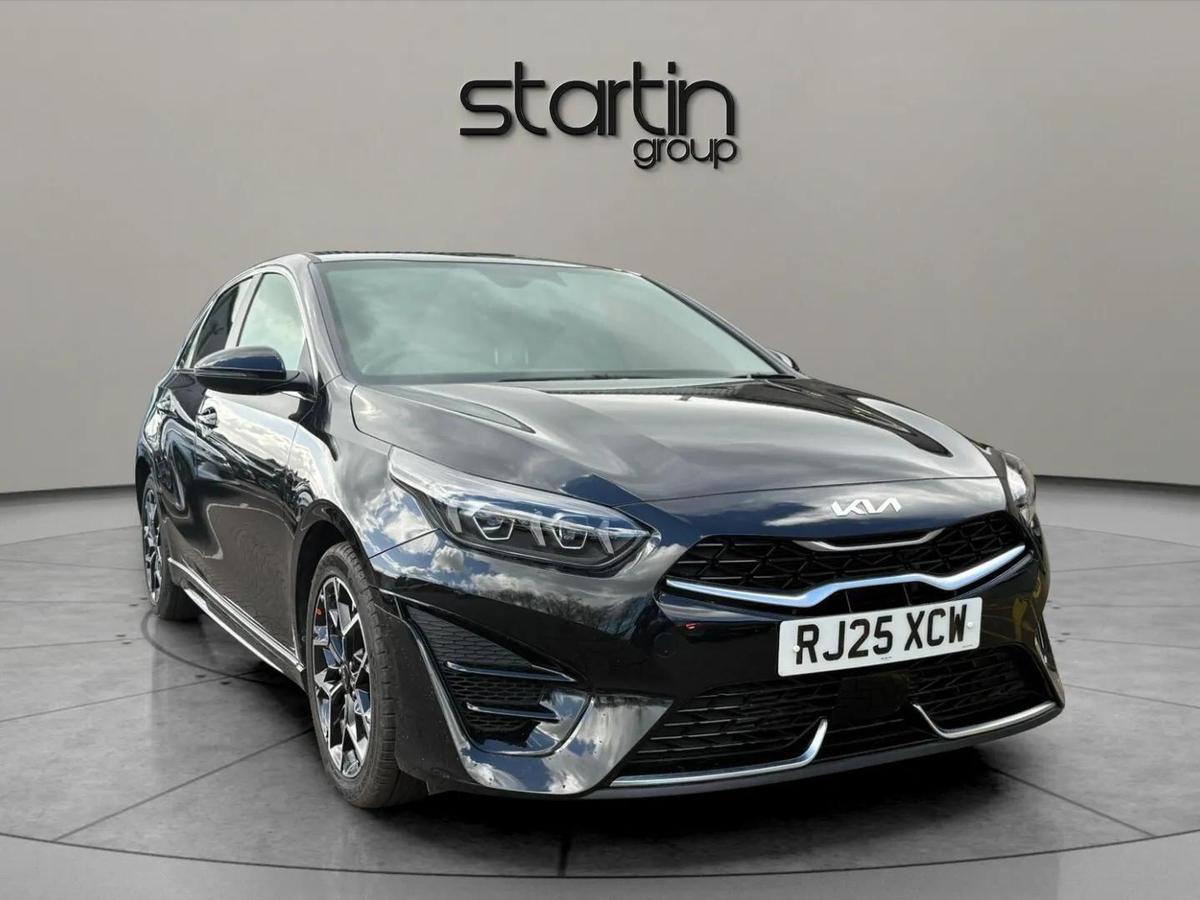 Main listing image - Kia Ceed