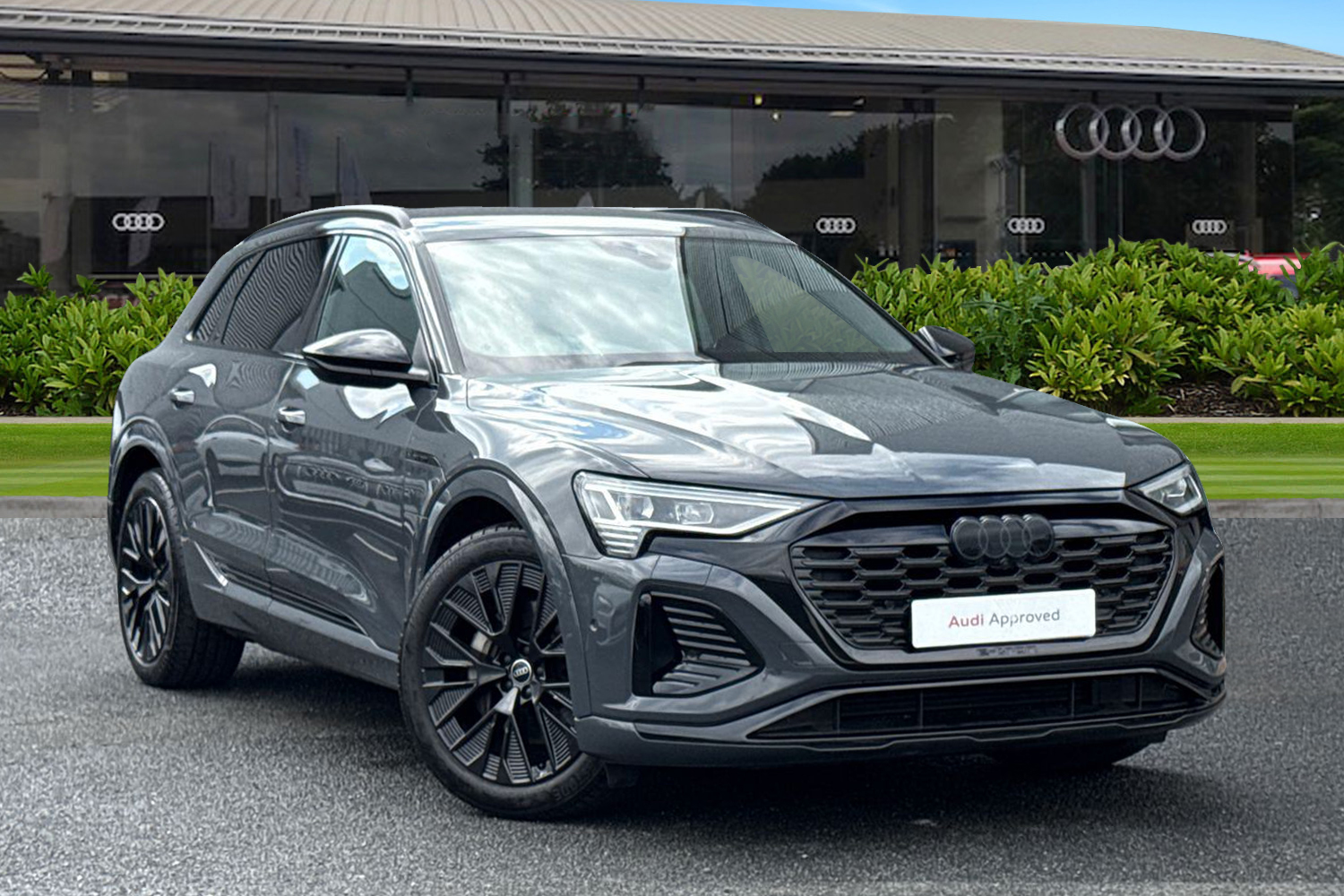 Main listing image - Audi Q8 e-tron