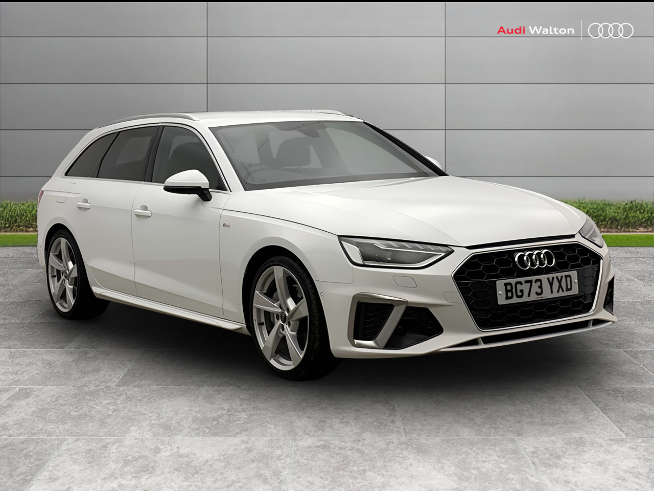 Main listing image - Audi A4