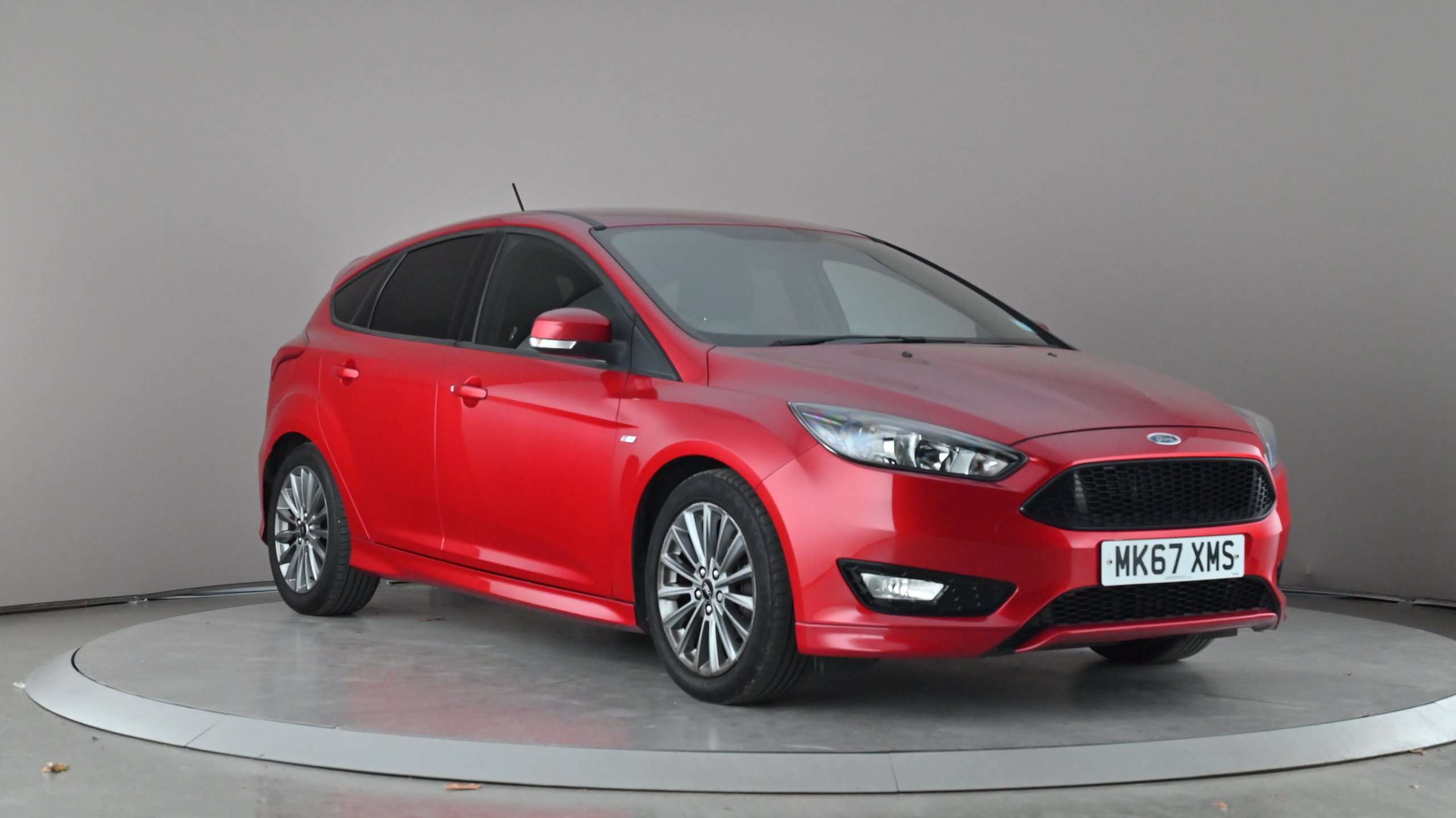 Main listing image - Ford Focus