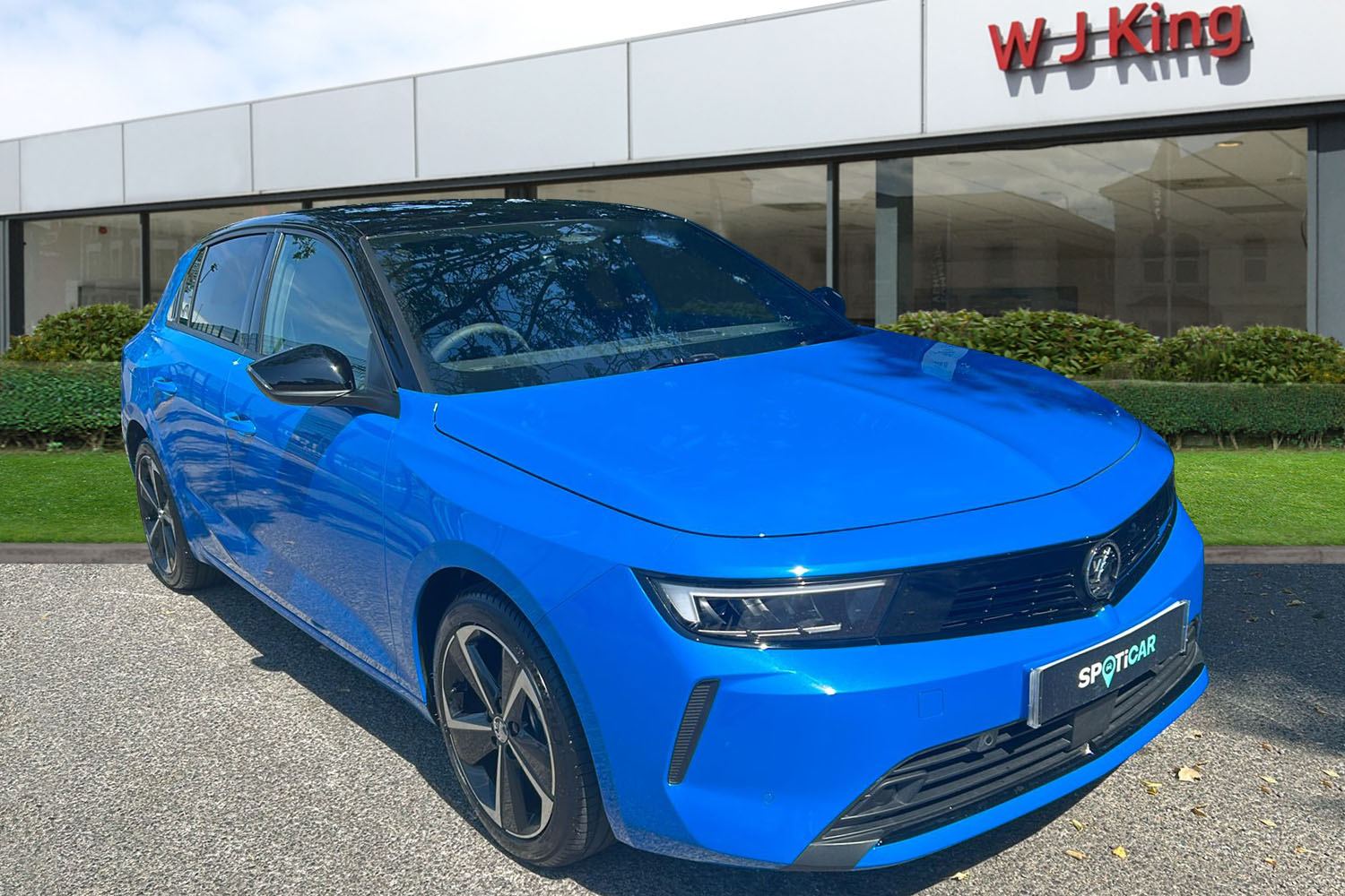 Main listing image - Vauxhall Astra