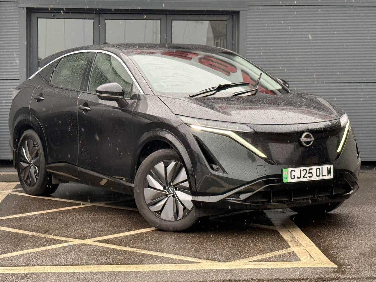 Main listing image - Nissan Ariya