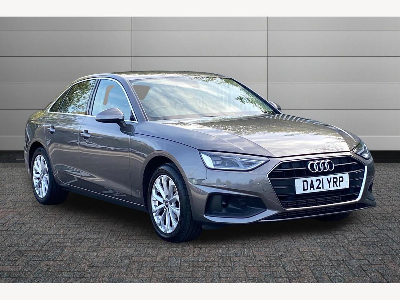 Main listing image - Audi A4
