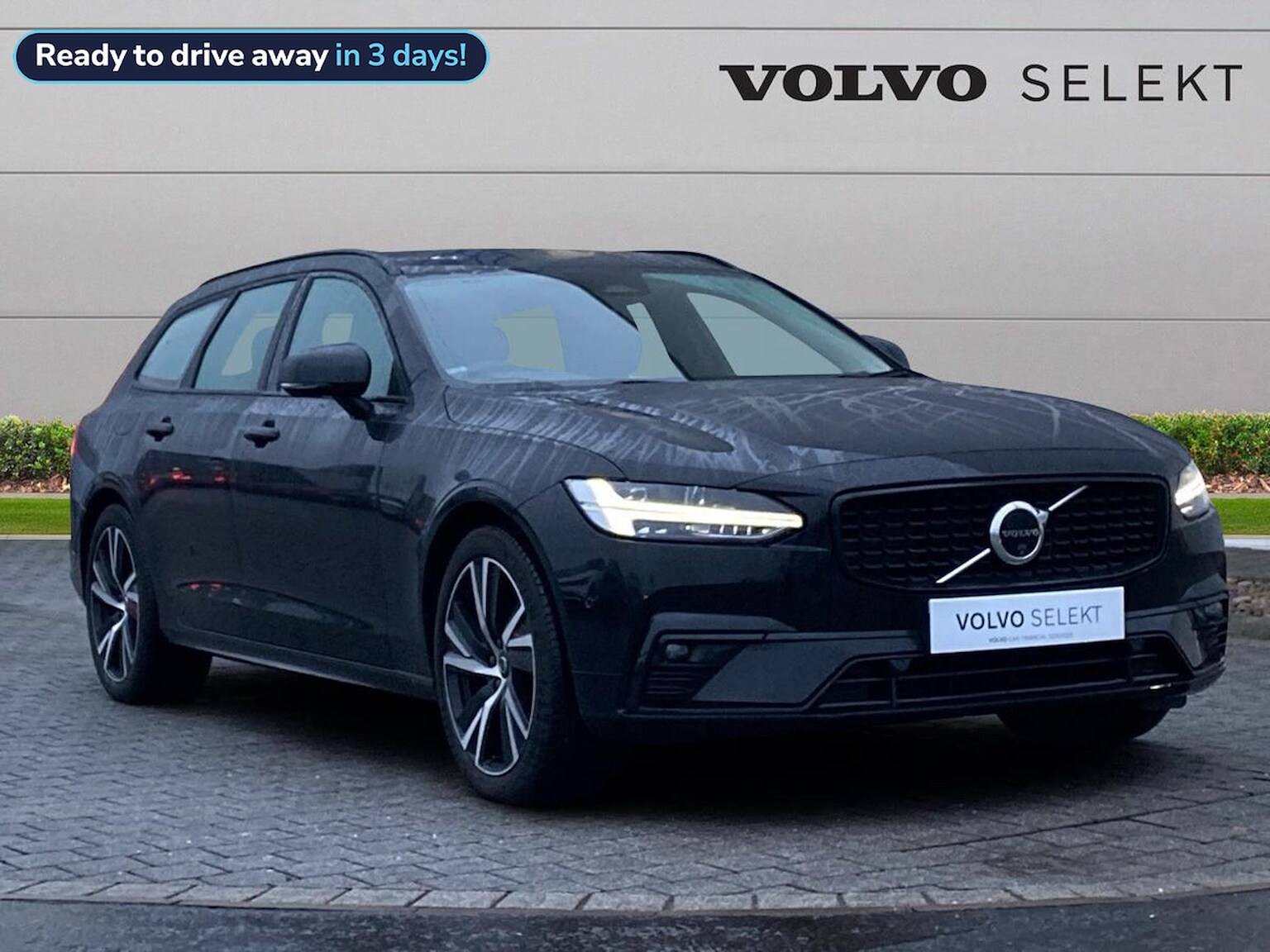 Main listing image - Volvo V90