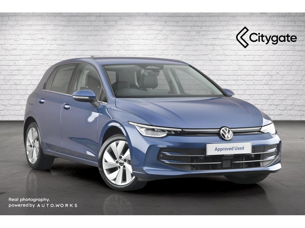 Main listing image - Volkswagen Golf
