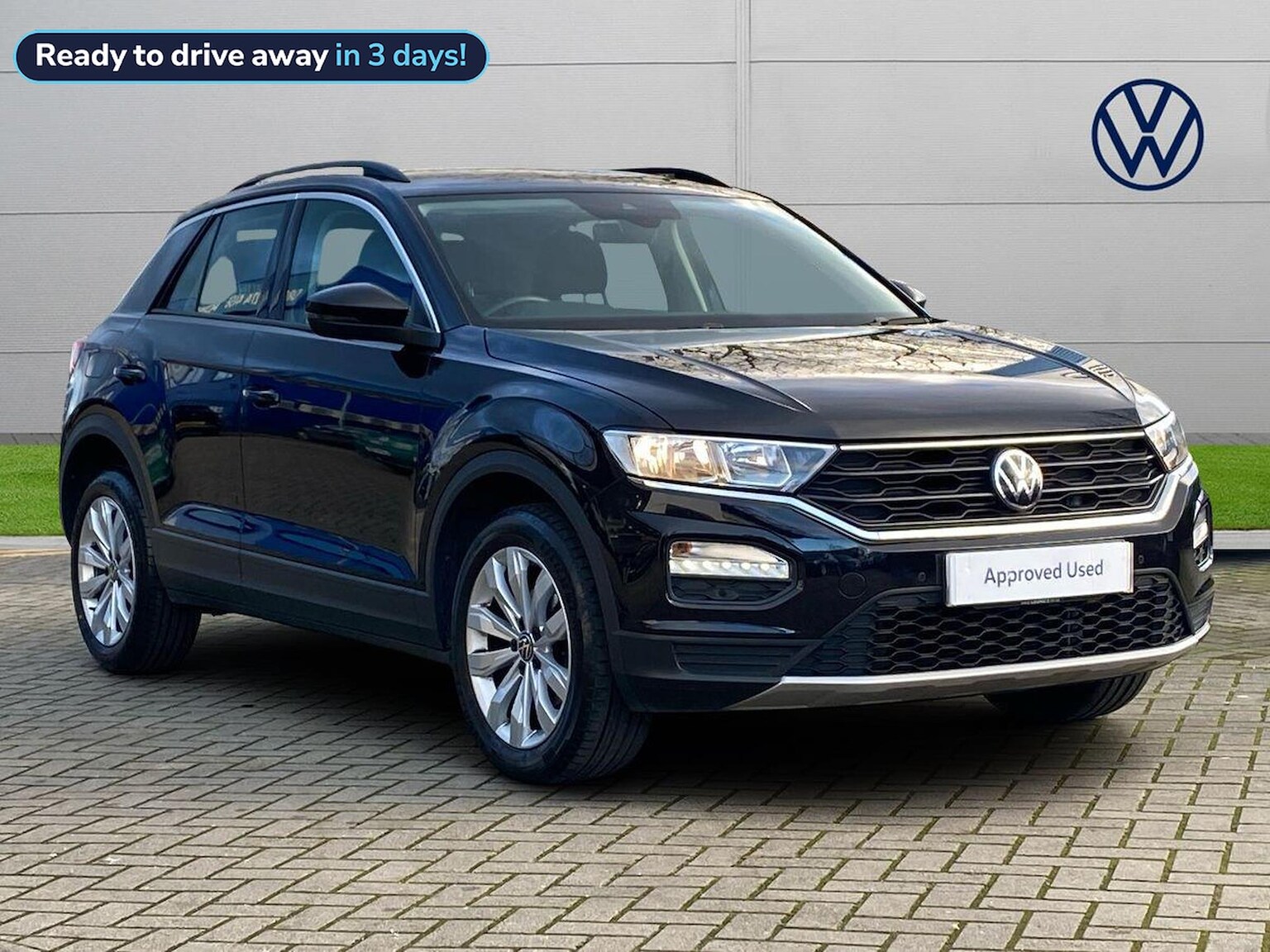 Main listing image - Volkswagen T-Roc