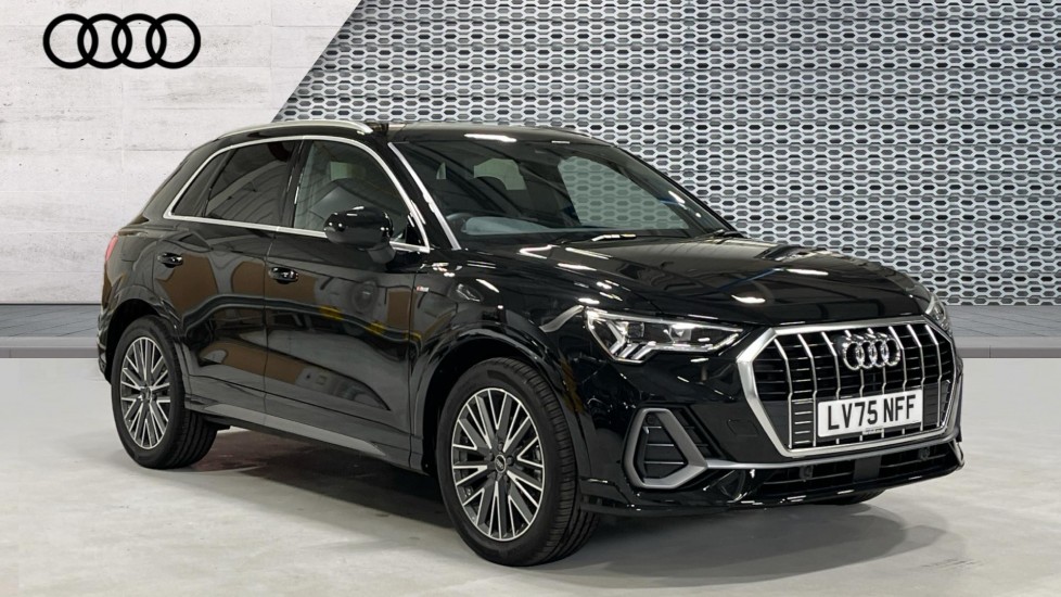 Main listing image - Audi Q3