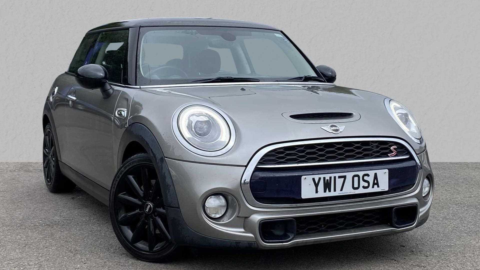 Main listing image - MINI Hatchback