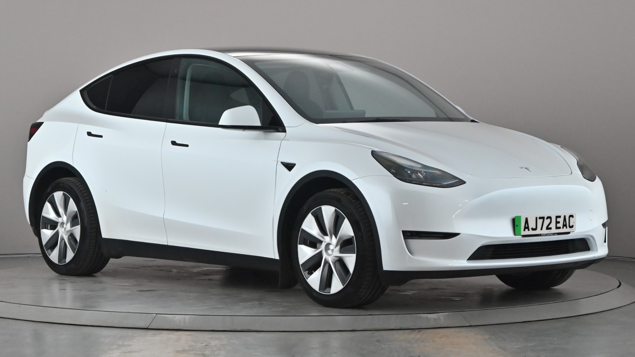 Main listing image - Tesla Model Y