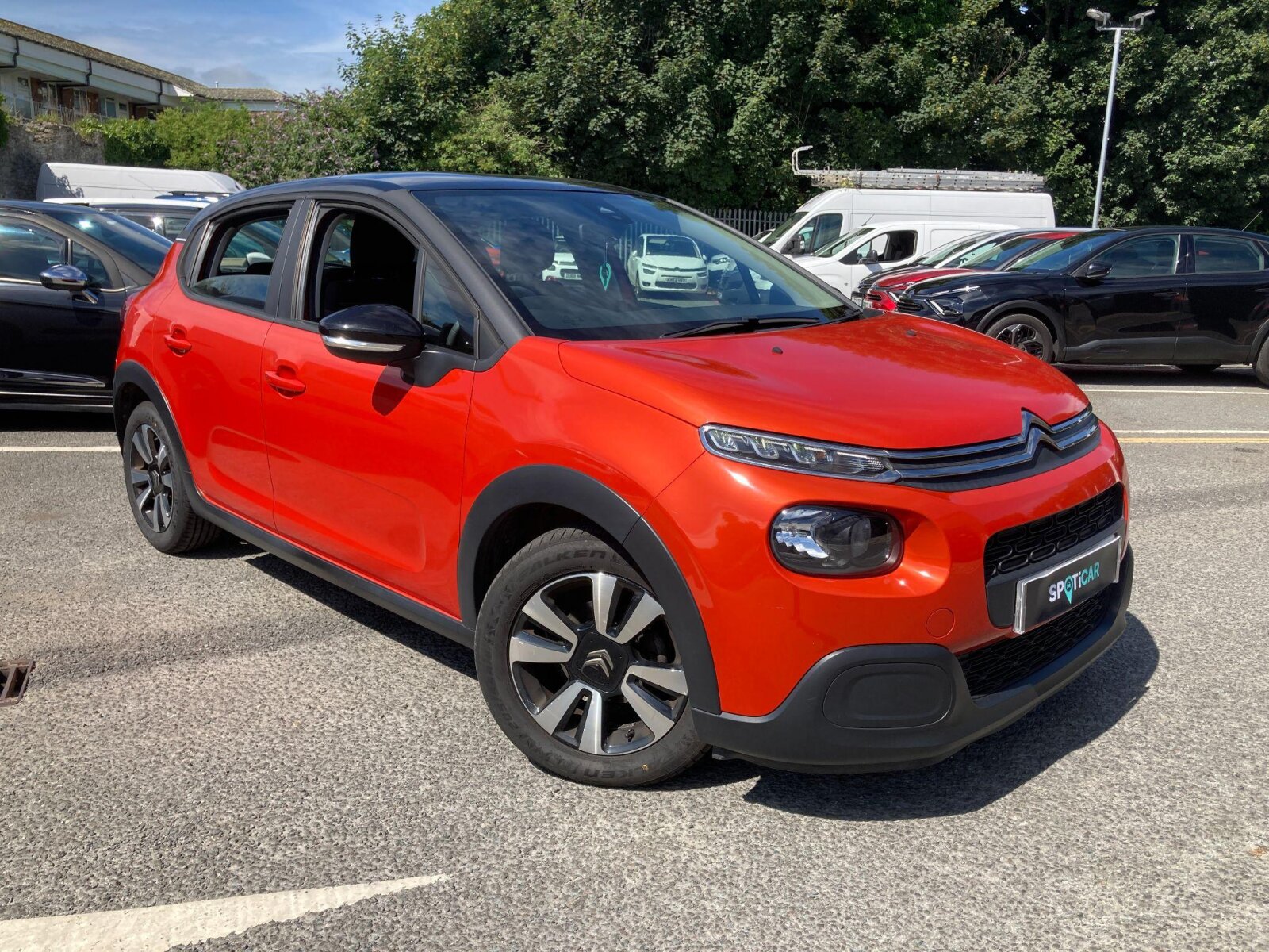 Main listing image - Citroen C3