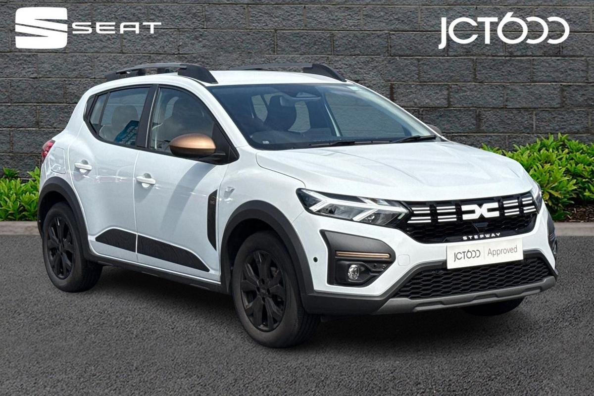 Main listing image - Dacia Sandero Stepway