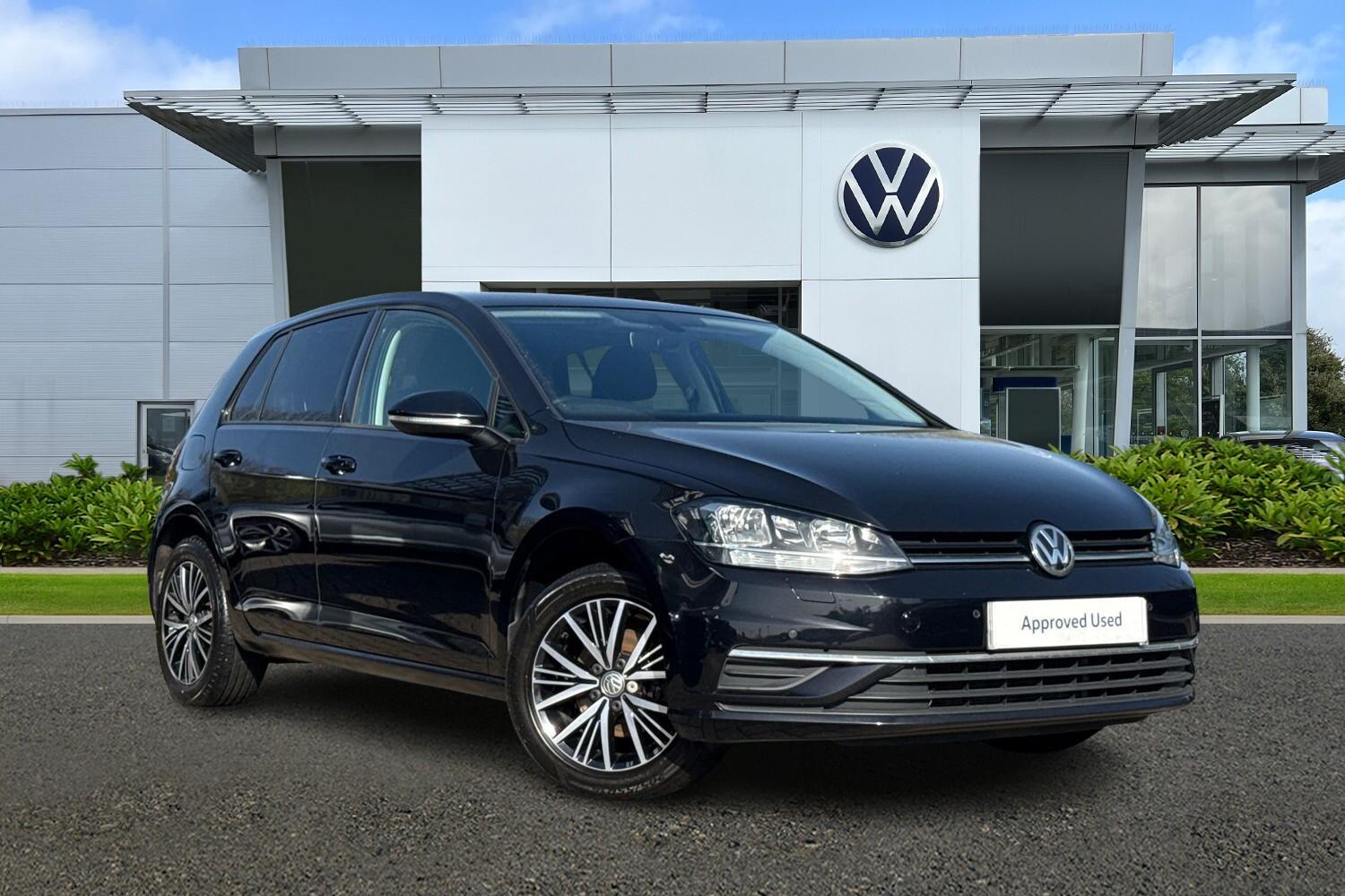 Main listing image - Volkswagen Golf