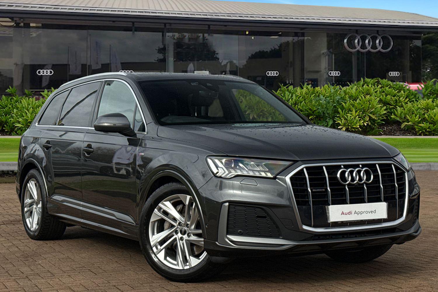 Main listing image - Audi Q7