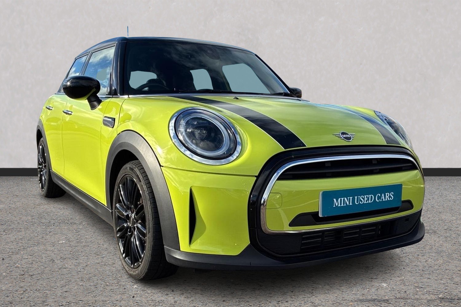 Main listing image - MINI Hatchback