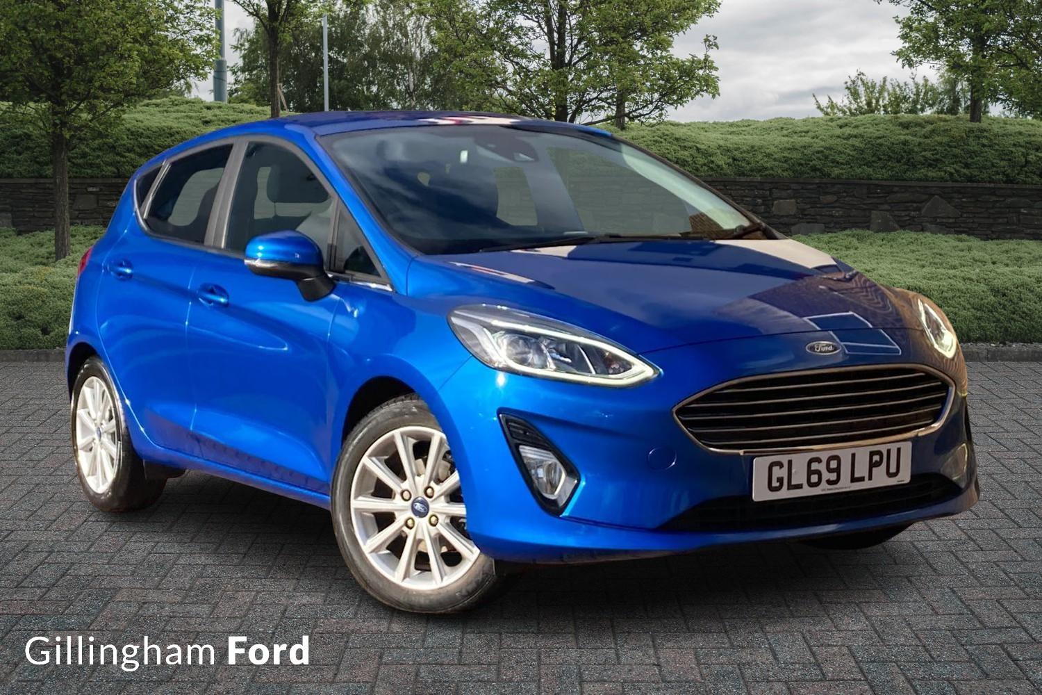 Main listing image - Ford Fiesta