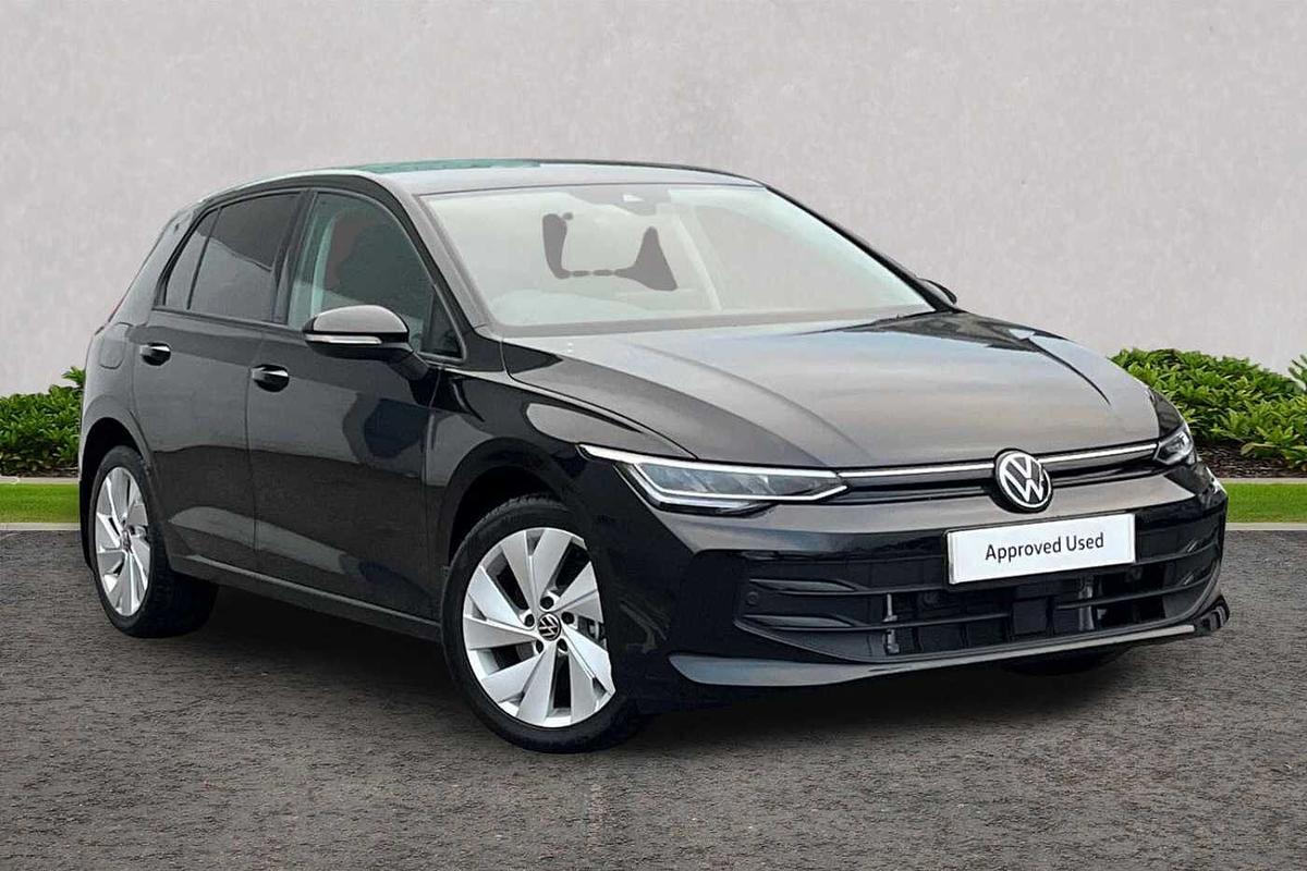 Main listing image - Volkswagen Golf