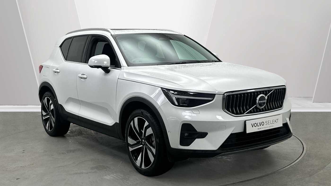 Main listing image - Volvo XC40