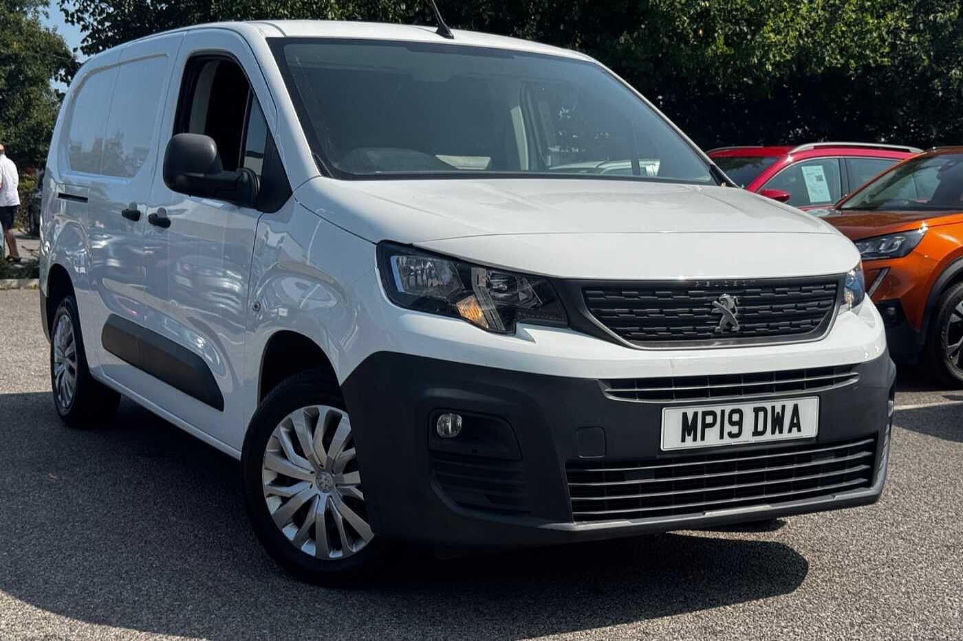 Main listing image - Peugeot Partner