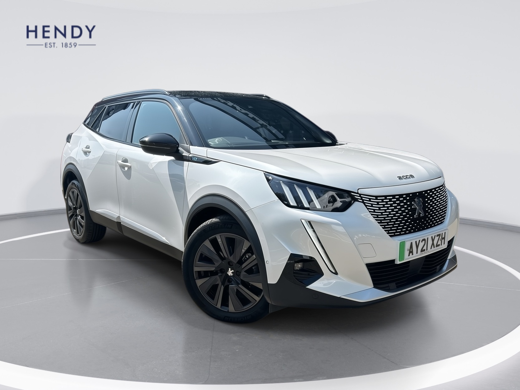 Main listing image - Peugeot e-2008