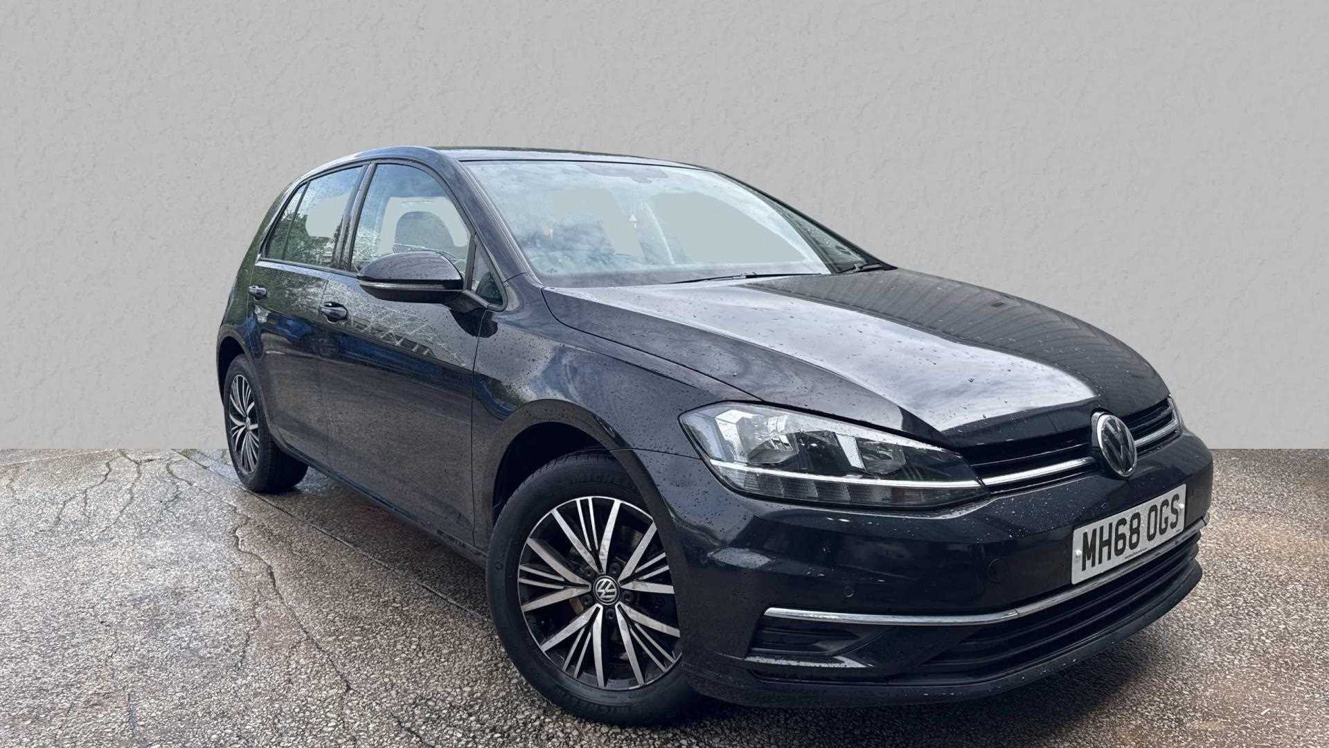 Main listing image - Volkswagen Golf