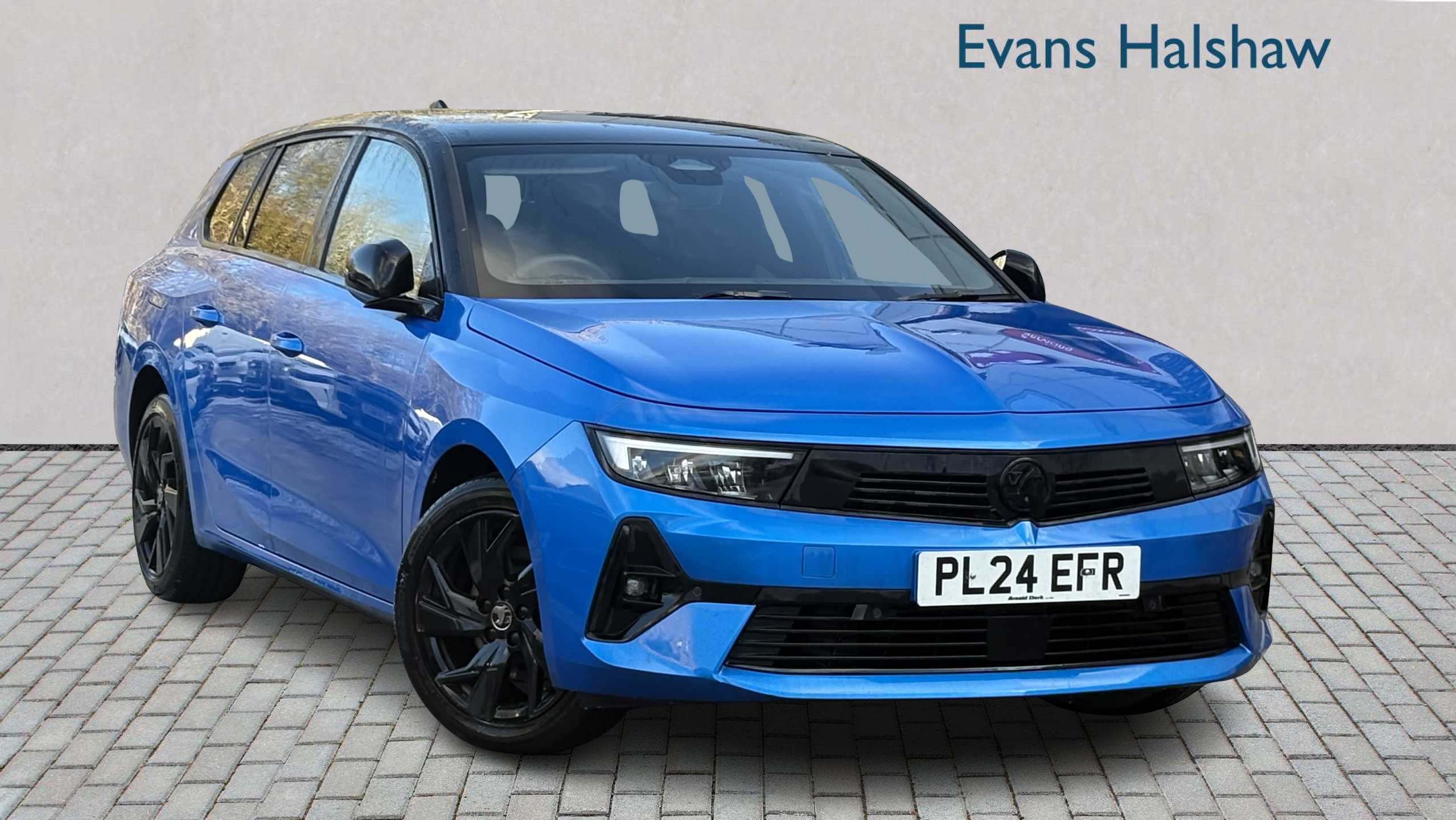 Main listing image - Vauxhall Astra Sports Tourer