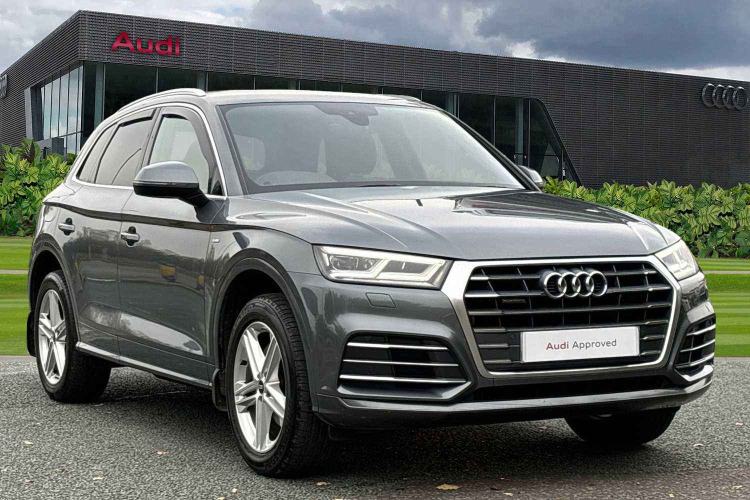 Main listing image - Audi Q5