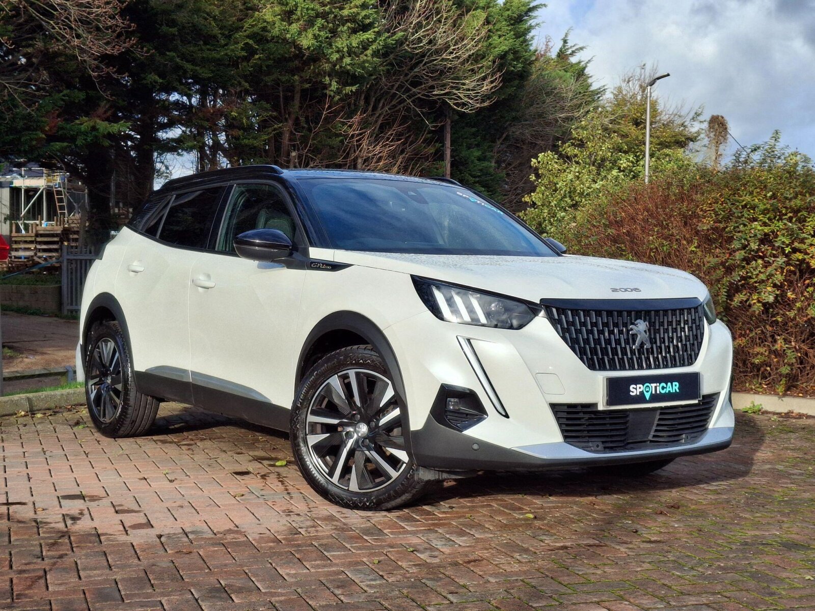 Main listing image - Peugeot 2008