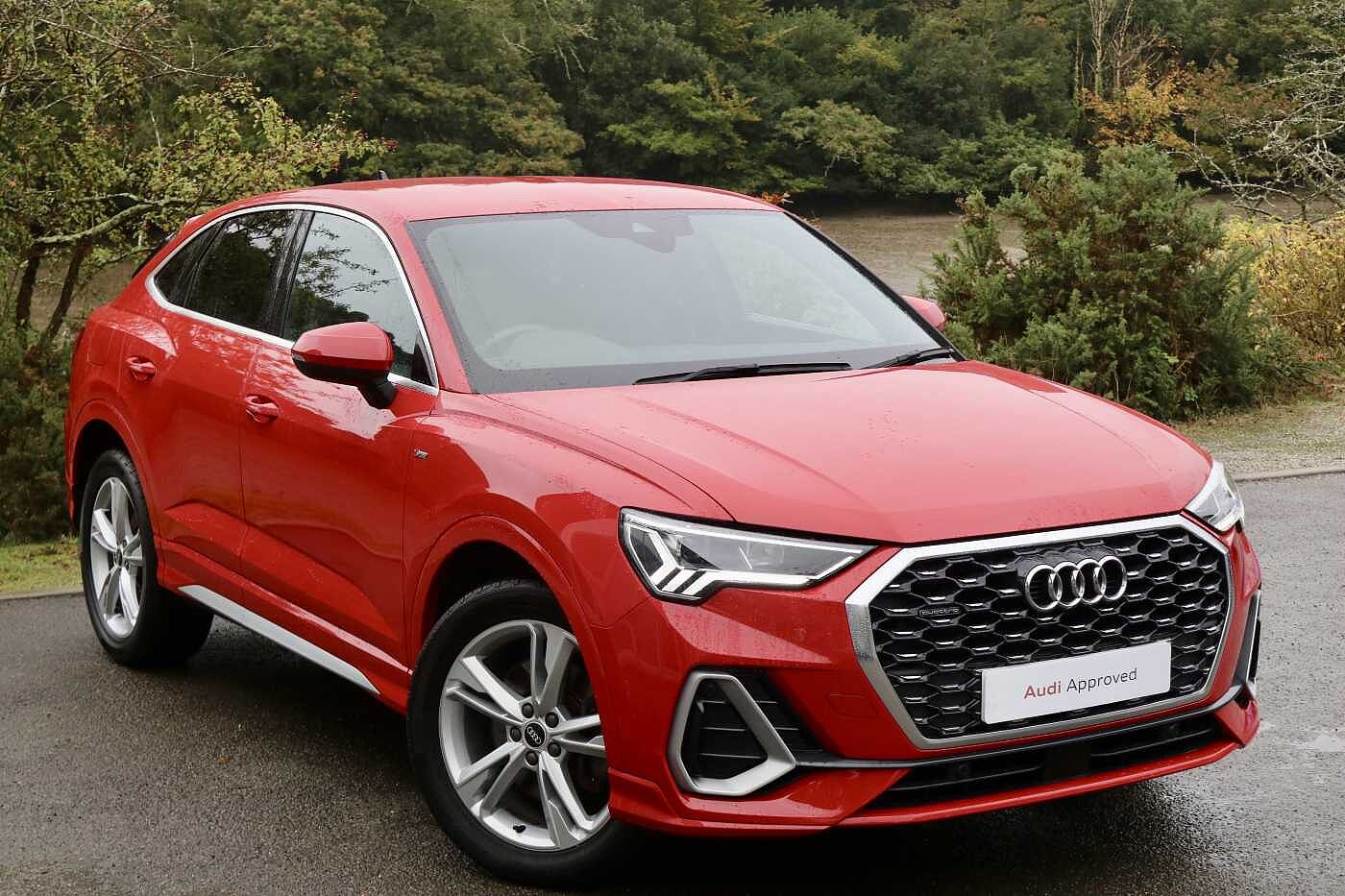 Main listing image - Audi Q3