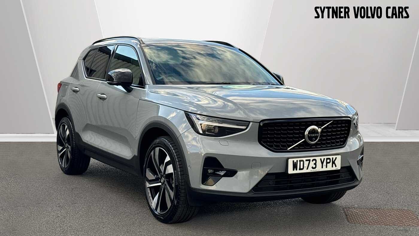 Main listing image - Volvo XC40