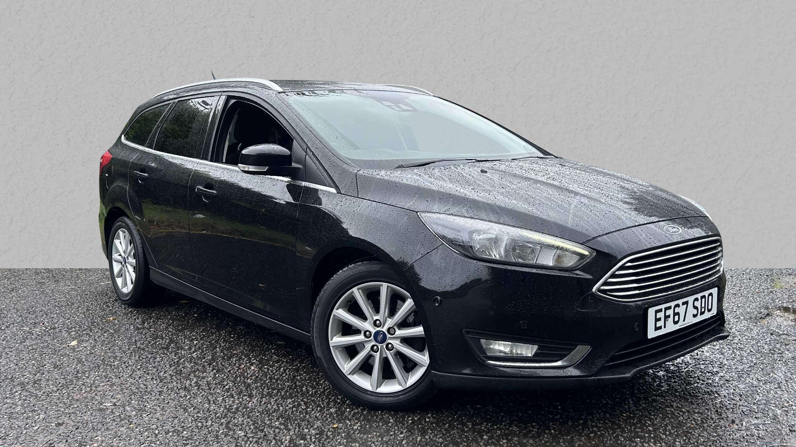 Main listing image - Ford Focus Estate