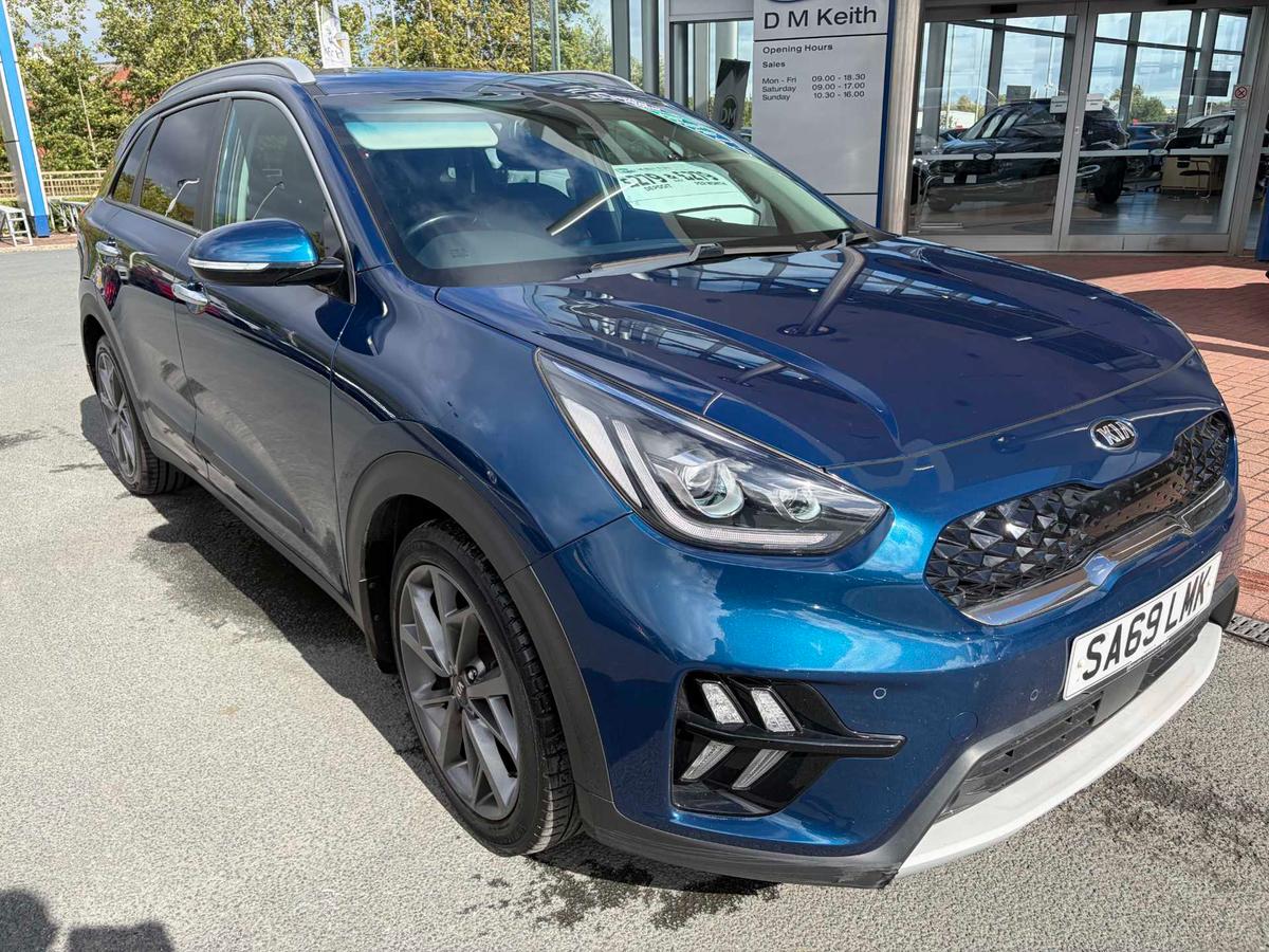 Main listing image - Kia Niro