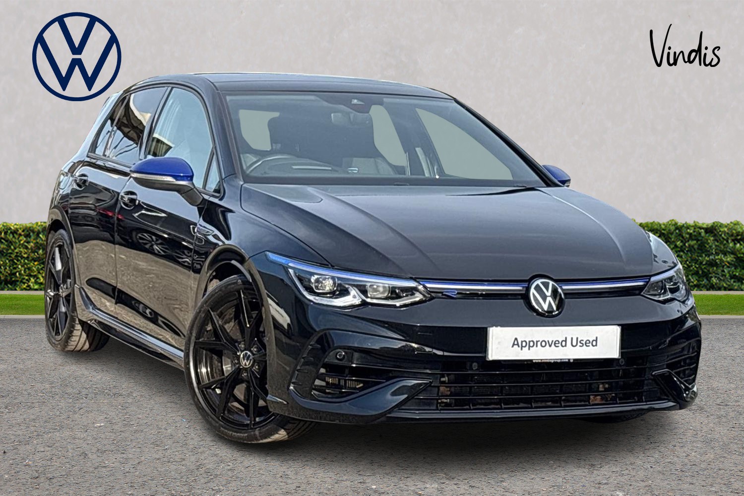 Main listing image - Volkswagen Golf R