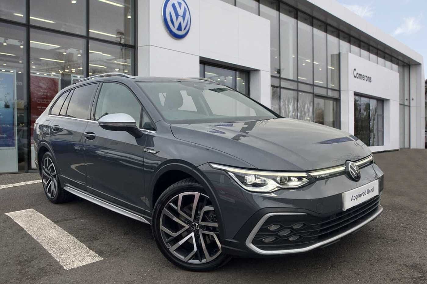 Main listing image - Volkswagen Golf Alltrack
