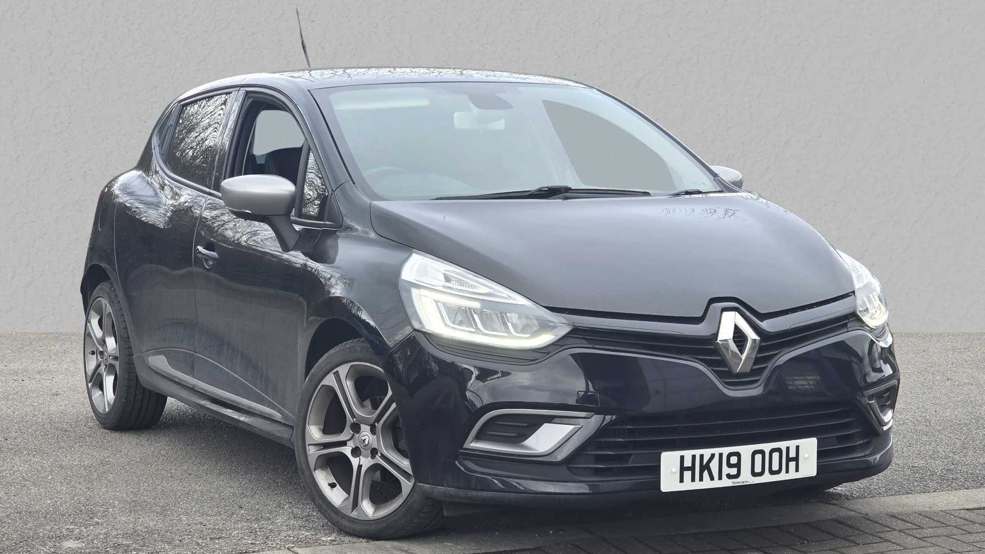 Main listing image - Renault Clio