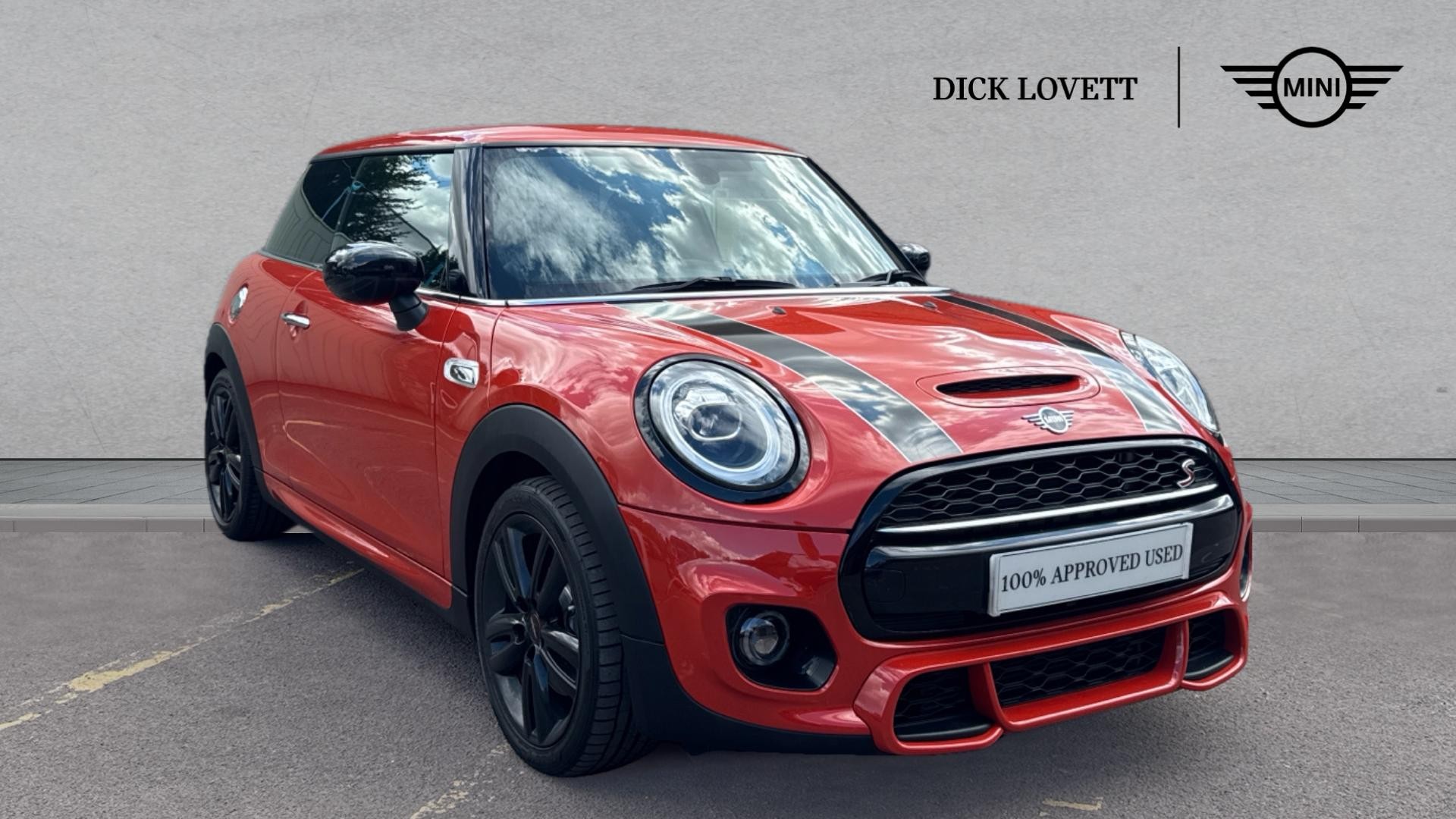Main listing image - MINI Hatchback