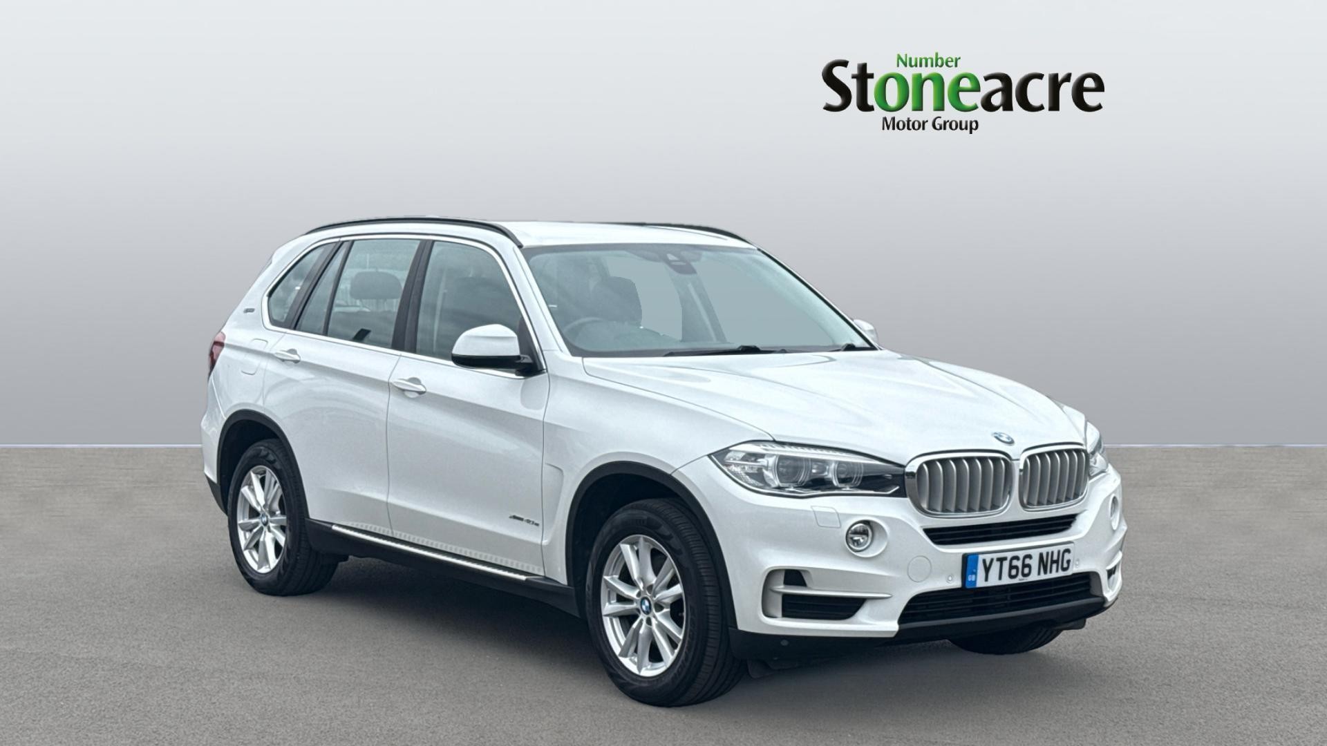 Main listing image - BMW X5
