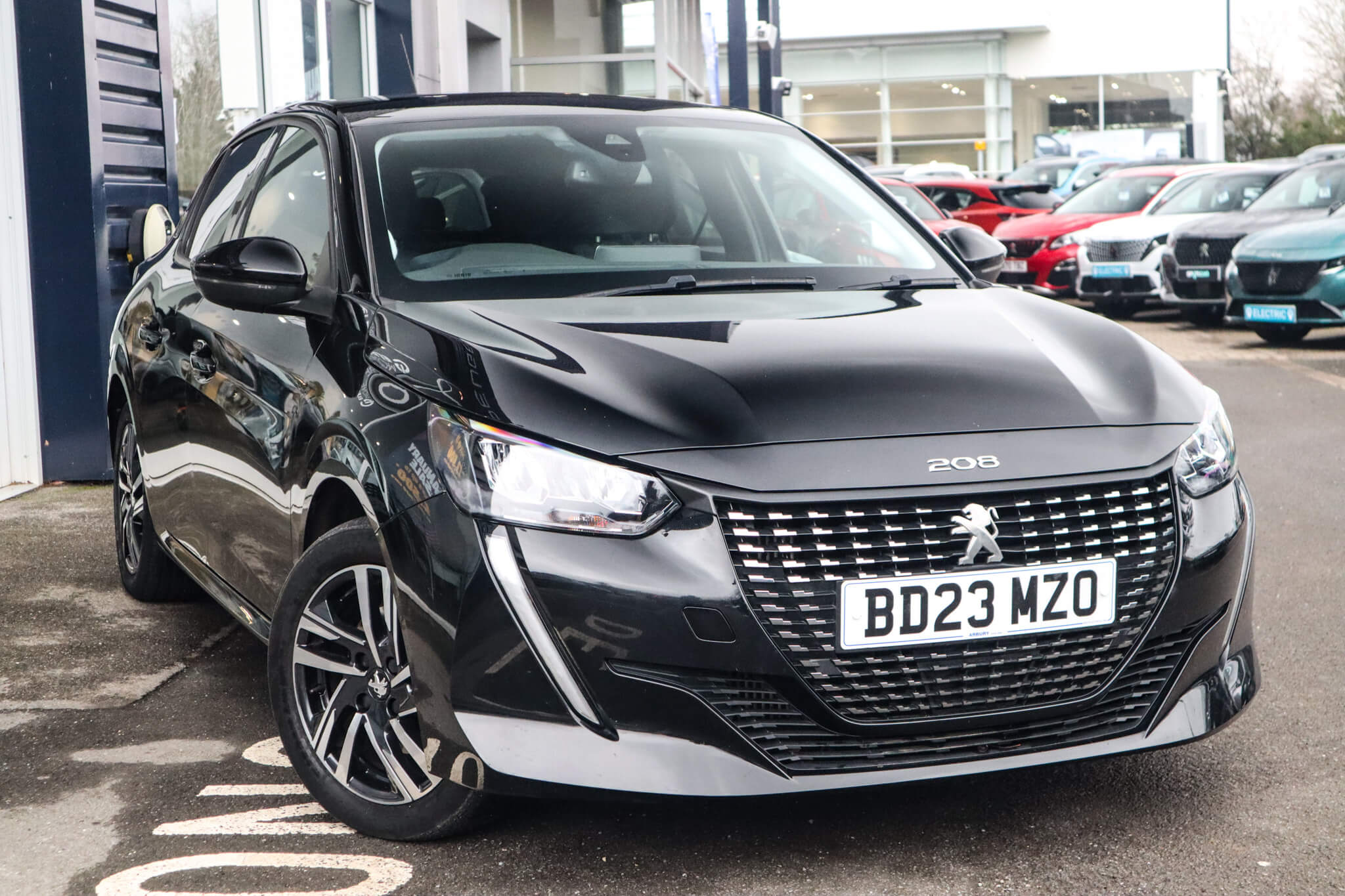 Main listing image - Peugeot 208