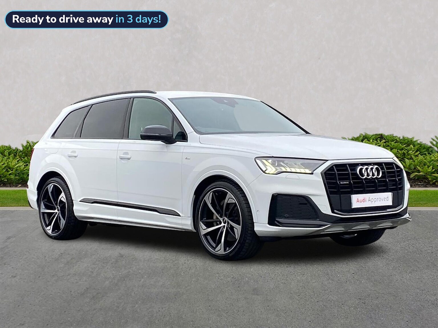 Main listing image - Audi Q7