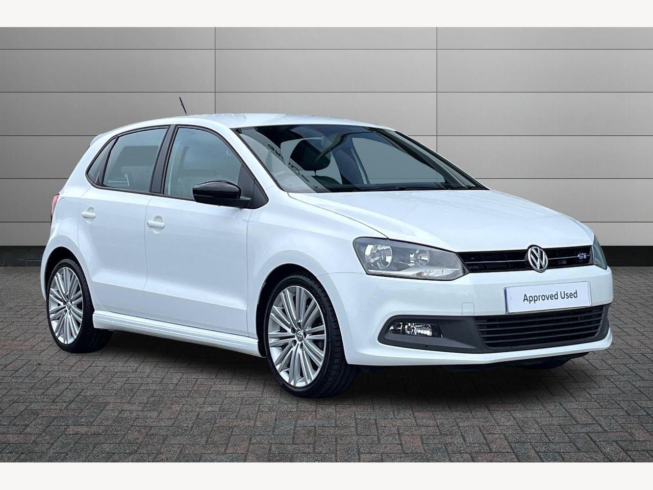 Main listing image - Volkswagen Polo