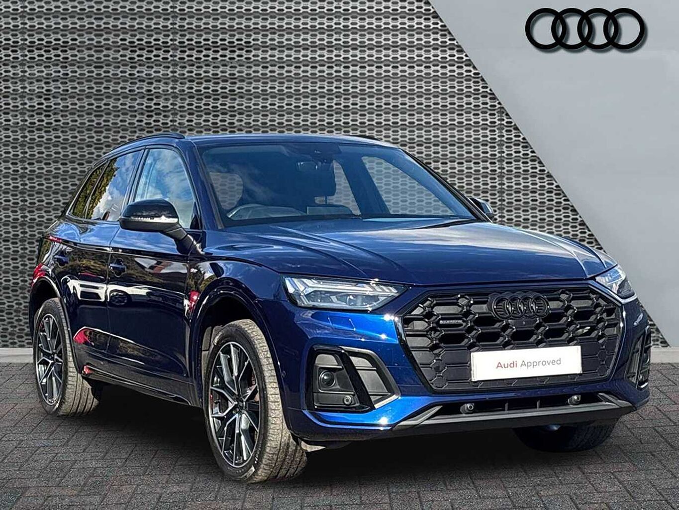 Main listing image - Audi Q5